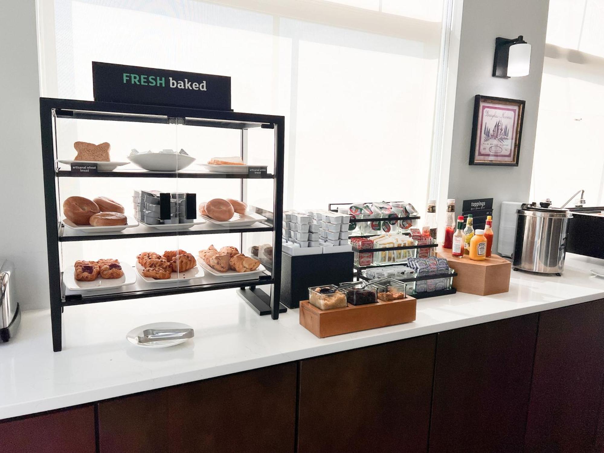 西麦迪逊假日酒店 米德尔顿 外观 照片